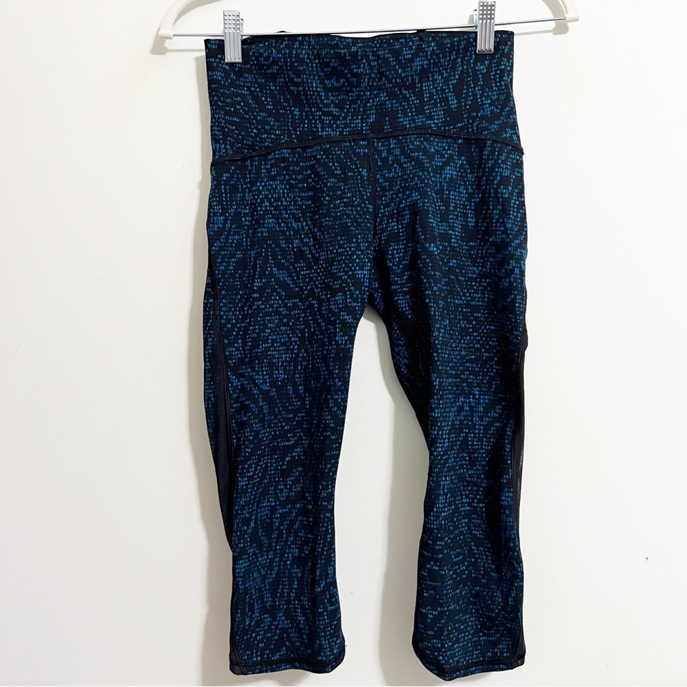 Lululemon Crop Leggings - Picture 3 of 10